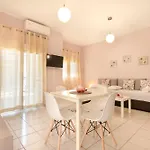 Avra By Rentalspro - Halkidiki חניוטי